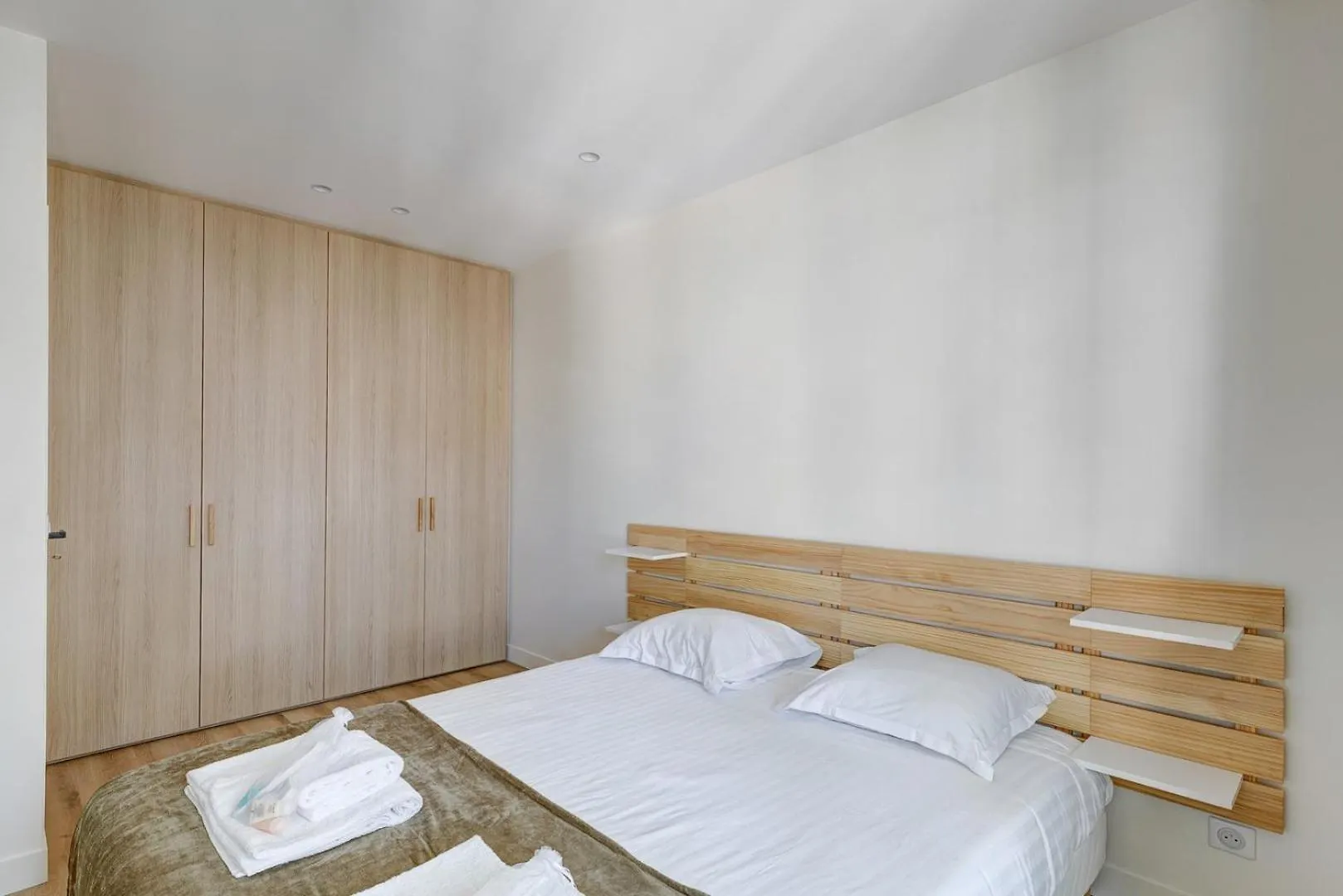 Bluestay 846 - Superbe Appartement Paris 0*,  France